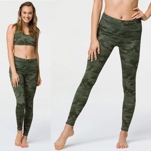 Onzie Leggings
